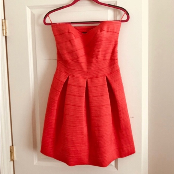 Express Dresses & Skirts - Express Coral Strapless Dress
